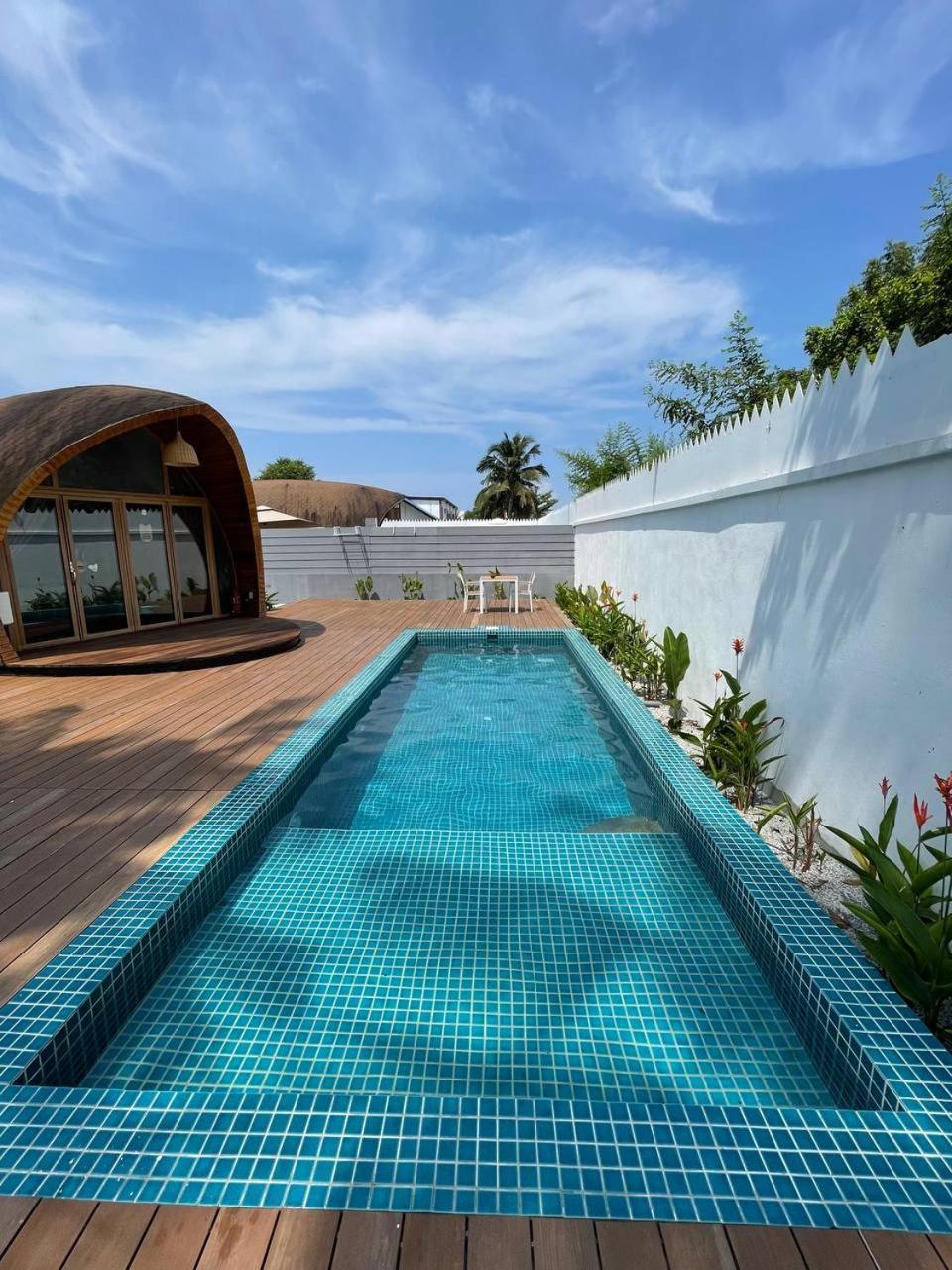 Found Mansion Hotel Pantai Cenang  Exterior foto