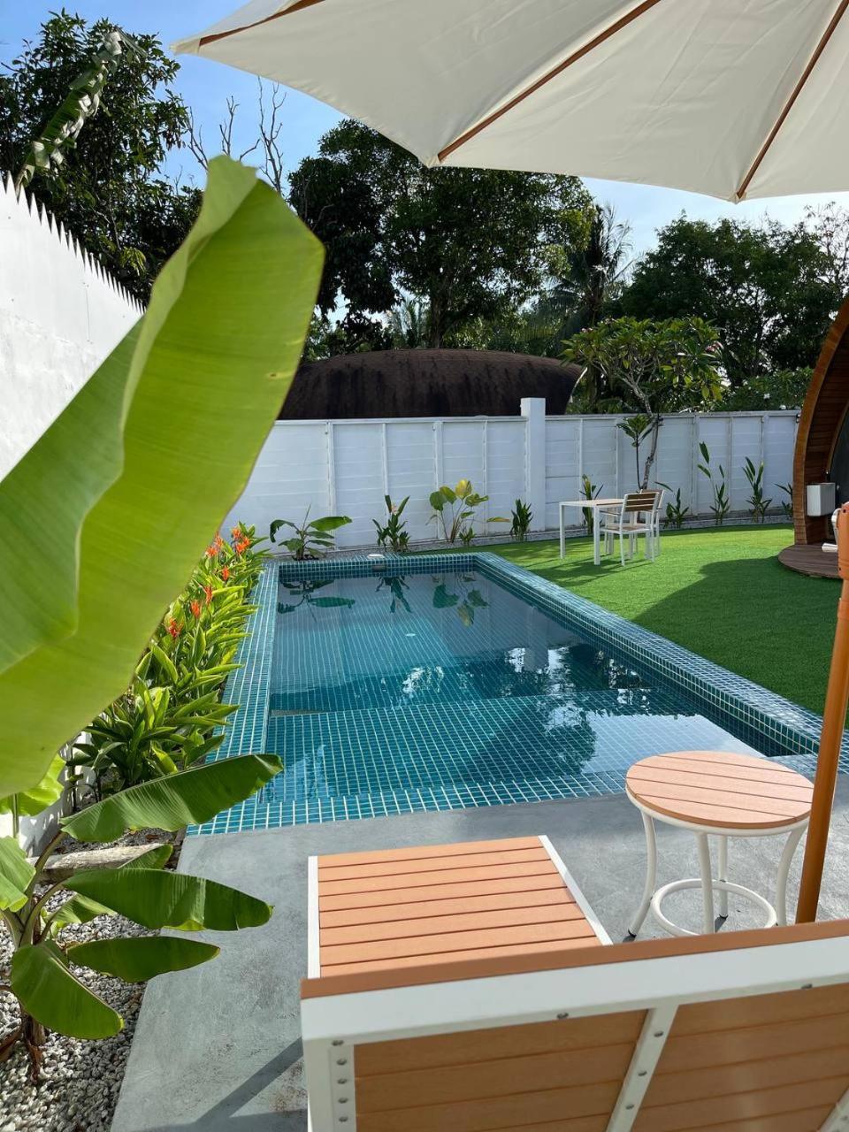 Found Mansion Hotel Pantai Cenang  Exterior foto