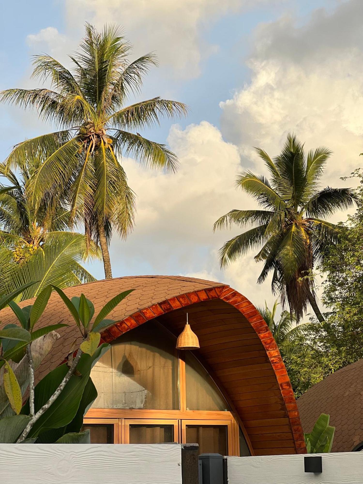 Found Mansion Hotel Pantai Cenang  Exterior foto