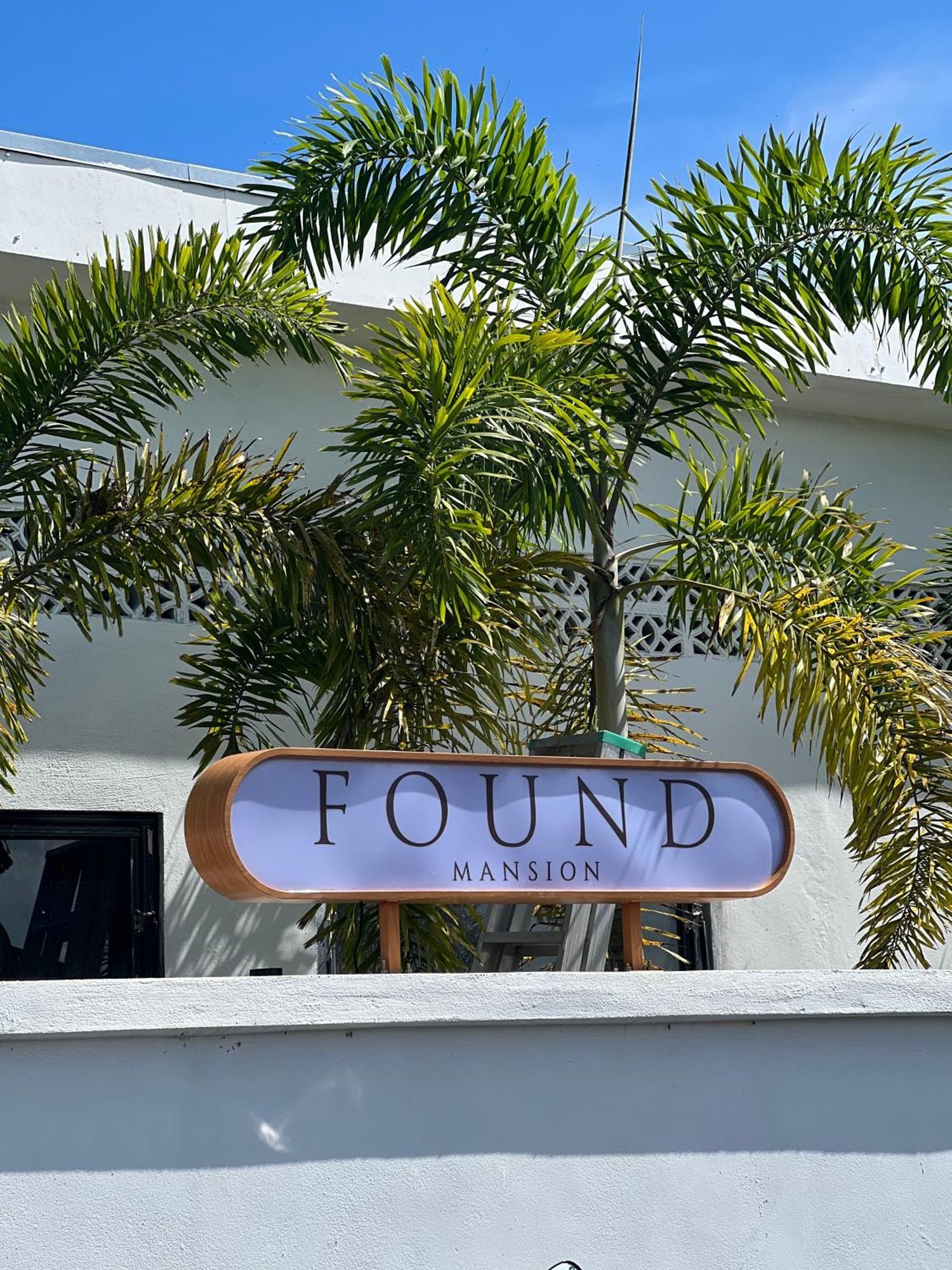 Found Mansion Hotel Pantai Cenang  Exterior foto