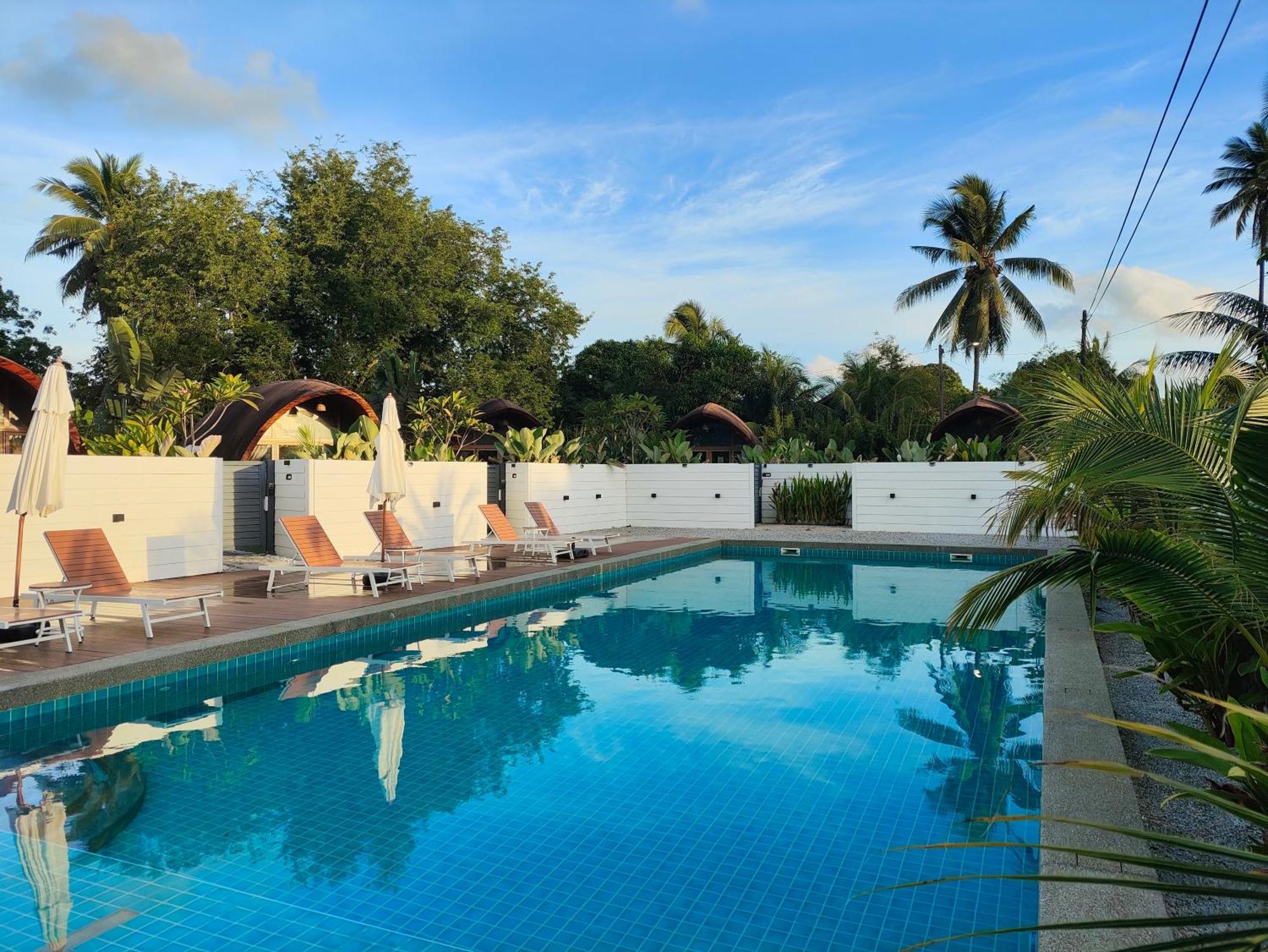 Found Mansion Hotel Pantai Cenang  Exterior foto