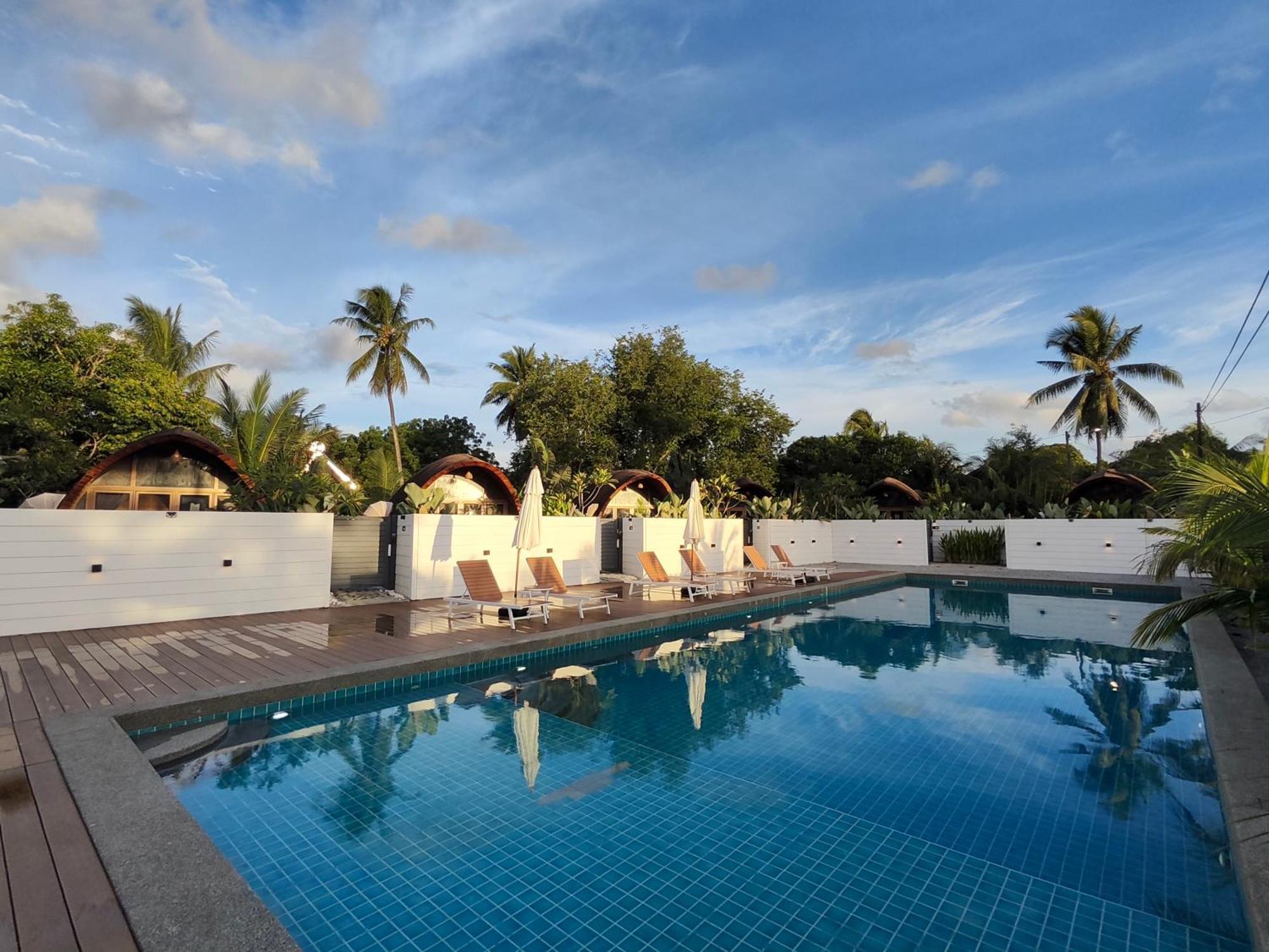 Found Mansion Hotel Pantai Cenang  Exterior foto