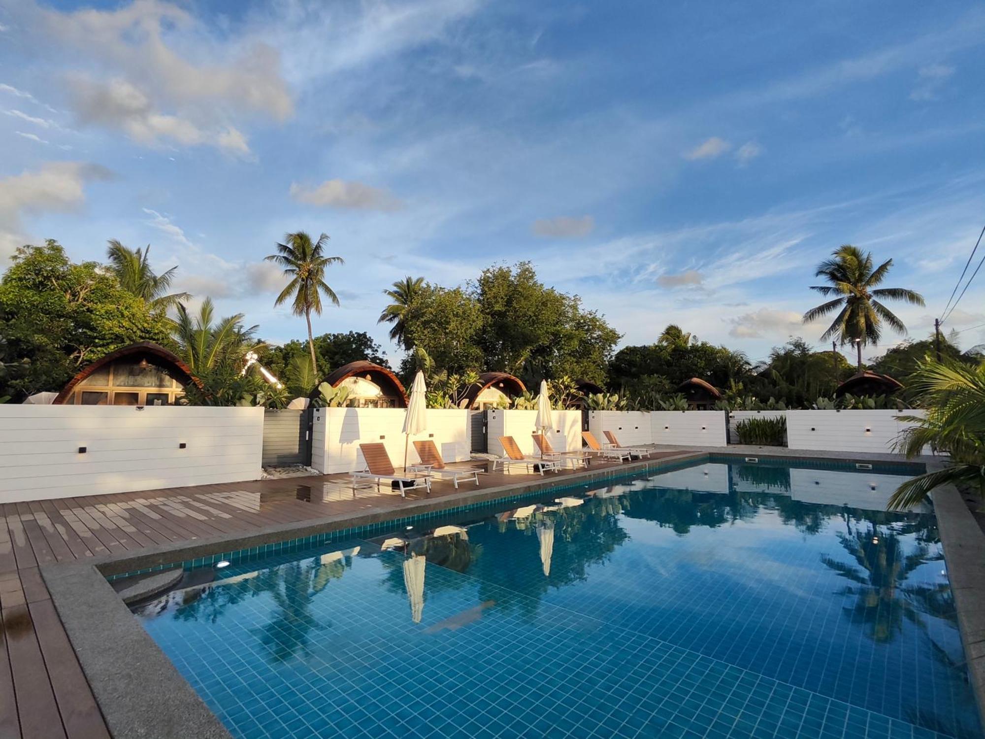 Found Mansion Hotel Pantai Cenang  Exterior foto