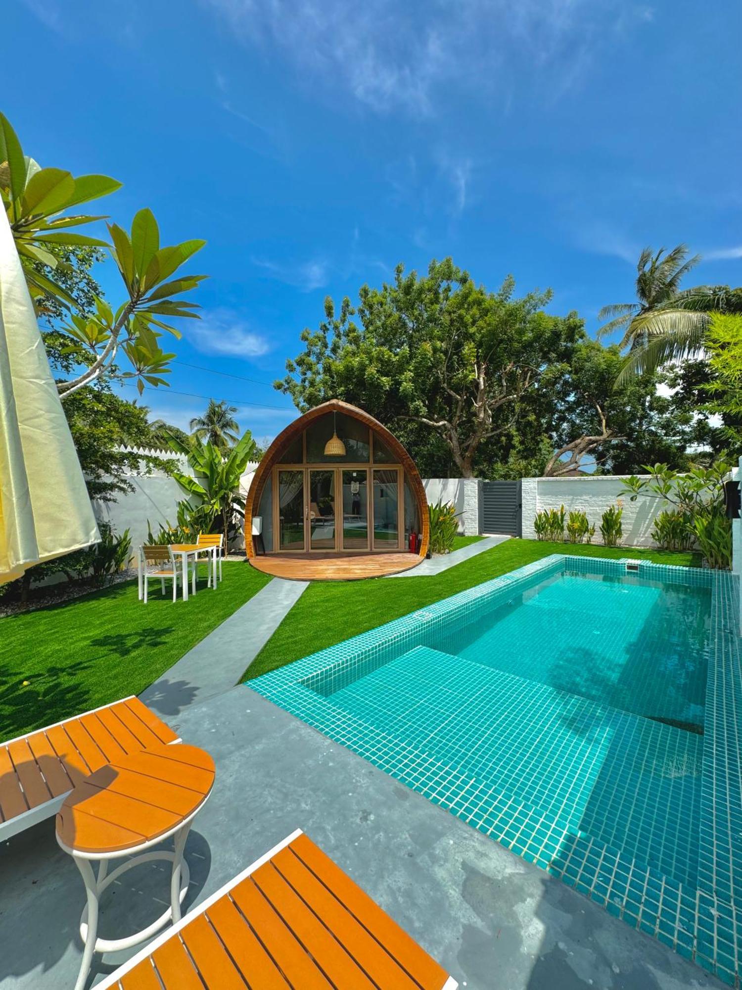 Found Mansion Hotel Pantai Cenang  Exterior foto